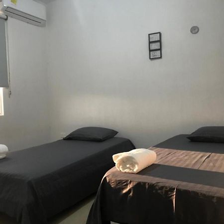 Paraiso Juvenil En Cancún Esterno foto