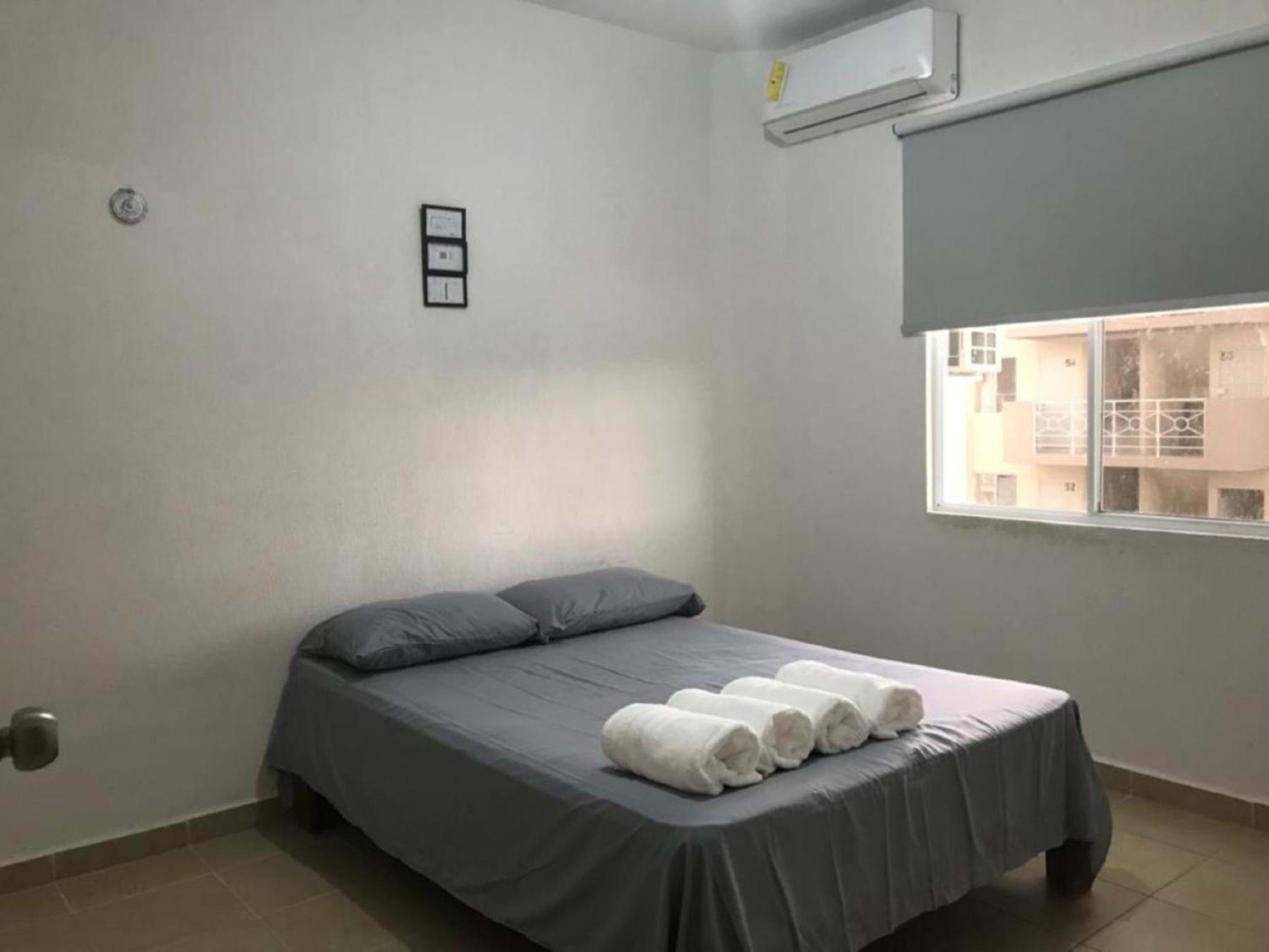 Paraiso Juvenil En Cancún Esterno foto